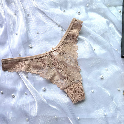 Culotte en dentelle taille basse